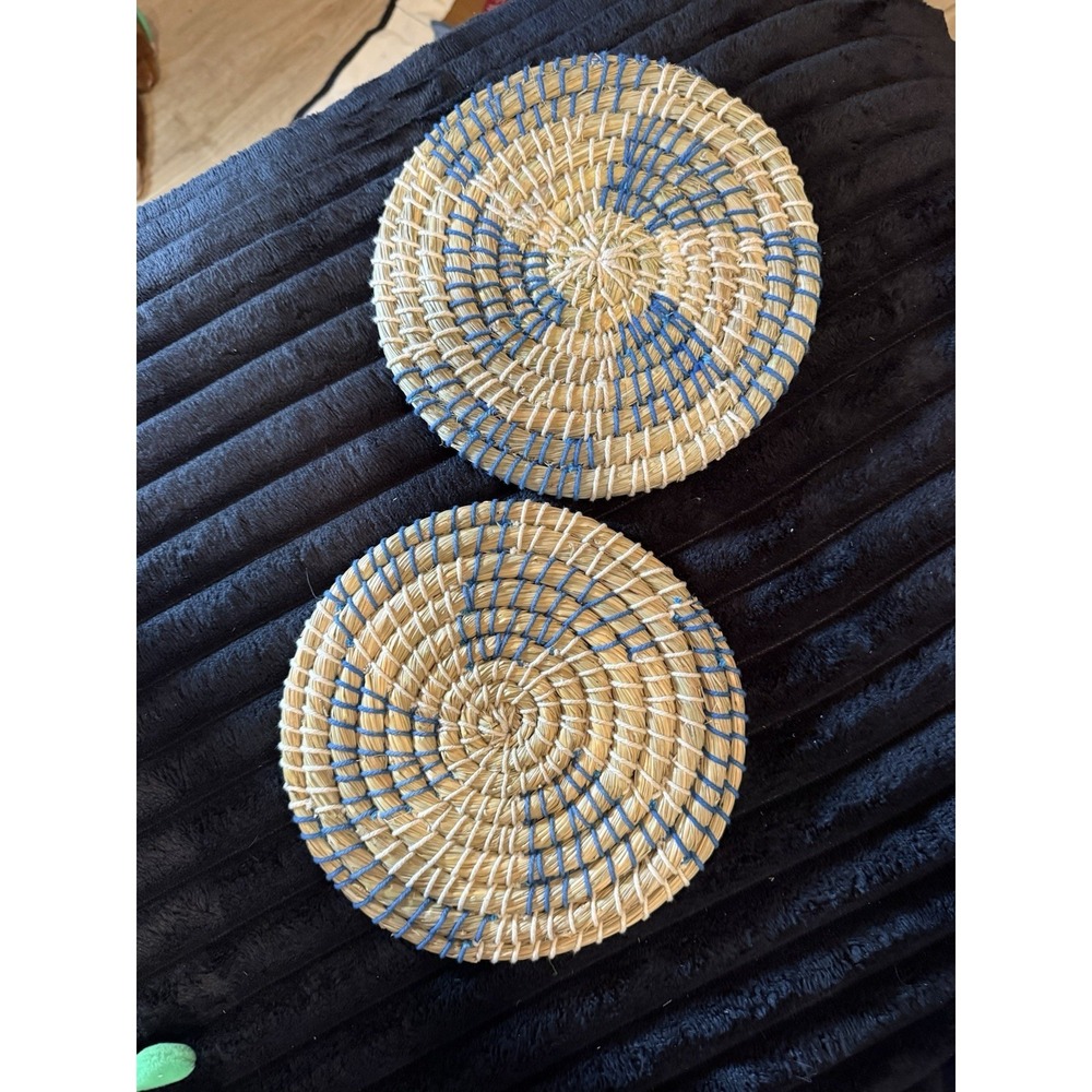 Set of 2 Vintage Woven Wicker Hot Pads, Trivets - Blue White